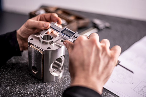 مخفضات التروس الكوكبية للمشي: إعادة تعريف ناقل الحركة الدقيق باستخدام تقنية تزوير مبتكرة